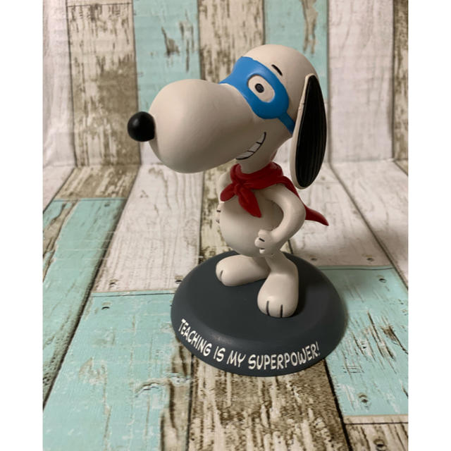 SNOOPY(スヌーピー)のスヌーピー海外限定 新作 SUPER POWER エンタメ/ホビーのフィギュア(その他)の商品写真