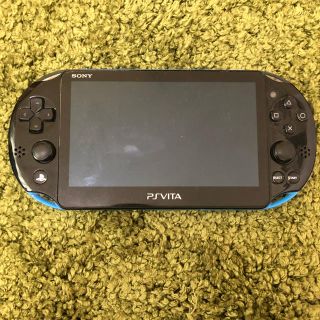 プレイステーションヴィータ(PlayStation Vita)の【付属品が超豪華‼︎超お得‼︎‼︎】PlayStation®Vita 限定カラー(家庭用ゲーム機本体)