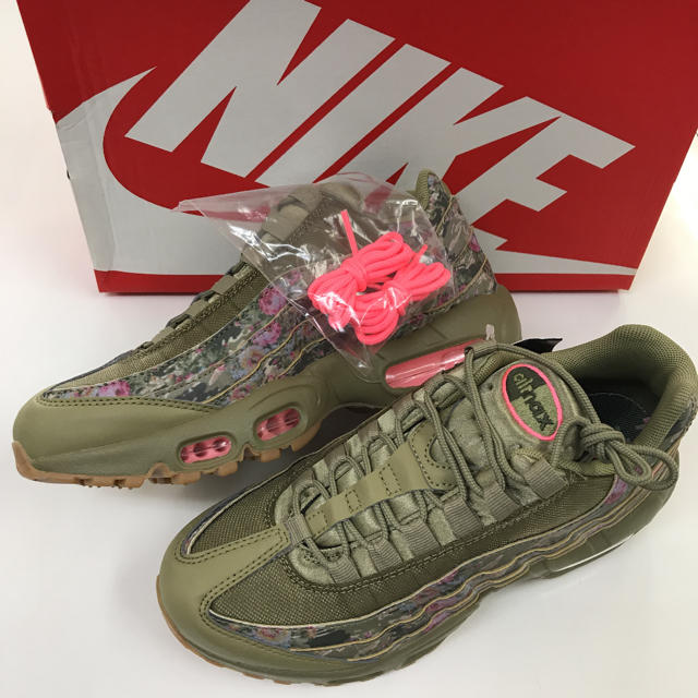 NIKE WMNS AIR MAX 95 花柄デザイン【24.0cm】