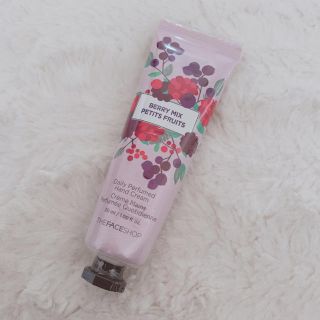 ザフェイスショップ(THE FACE SHOP)の新品未使用☆ THEFACESHOP ハンドクリーム(ハンドクリーム)