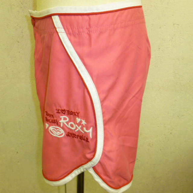 Roxy(ロキシー)の新品★ROXY【ロキシー】ボードショーツ ★S スポーツ/アウトドアのスポーツ/アウトドア その他(サーフィン)の商品写真