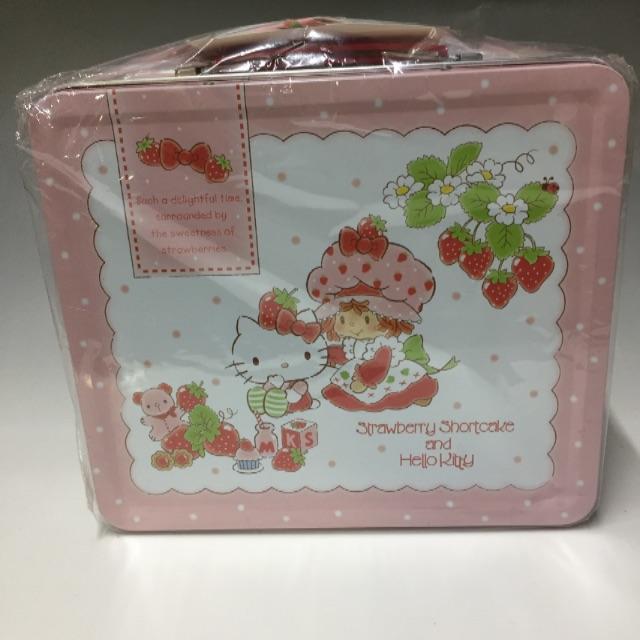 ストロベリーショートケーキ キティコラボ 缶トランク 未開封の通販 by ...