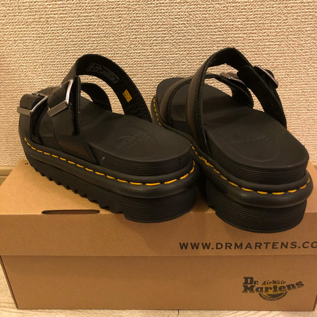 Dr.Martens(ドクターマーチン)の［新品&送料込］DR.MARTENS ドクターマーチン サンダル レディースの靴/シューズ(サンダル)の商品写真