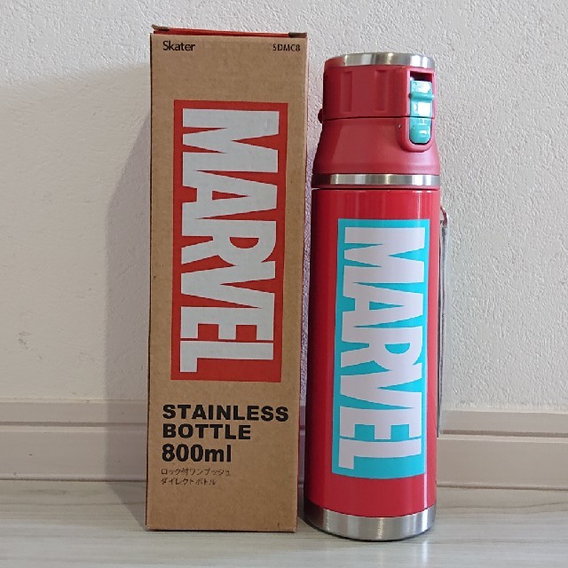 MARVEL(マーベル)のマーベル 新品 超軽量 ロック付 ワンプッシュ ダイレクトボトル 800ml キッズ/ベビー/マタニティの授乳/お食事用品(水筒)の商品写真