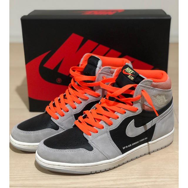 NIKE(ナイキ)のAIR JORDAN1 NEUTRAL GREY メンズの靴/シューズ(スニーカー)の商品写真