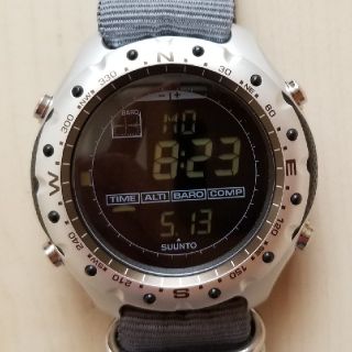 スント(SUUNTO)のSUUNTO X-LANDER   
MADE IN FINLAND(腕時計(デジタル))