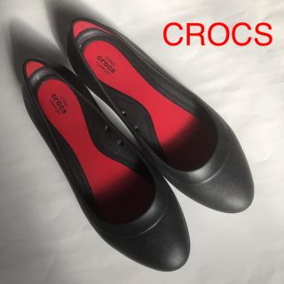 クロックス(crocs)のCROCS フラットシューズ 黒 W8(バレエシューズ)