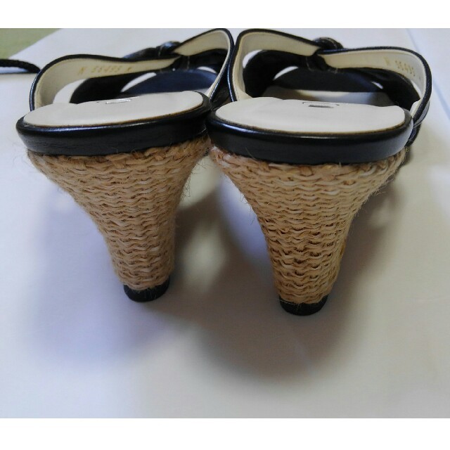 DIANA(ダイアナ)の未使用　ダイアナ　サンダル レディースの靴/シューズ(サンダル)の商品写真