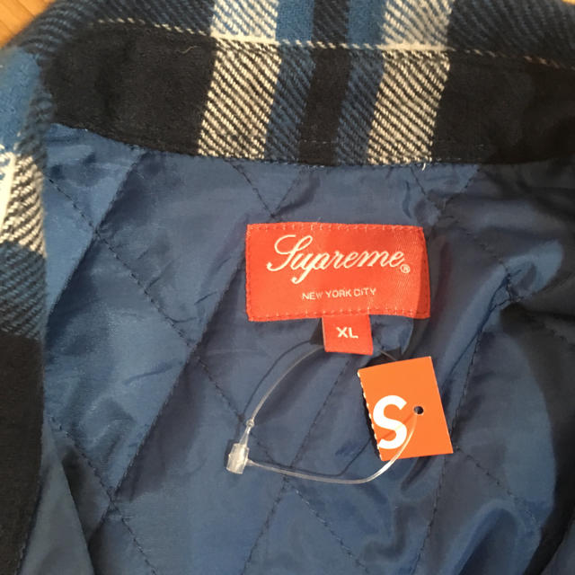 Supreme(シュプリーム)のsupreme quilted arc logo flannel shirt メンズのトップス(シャツ)の商品写真