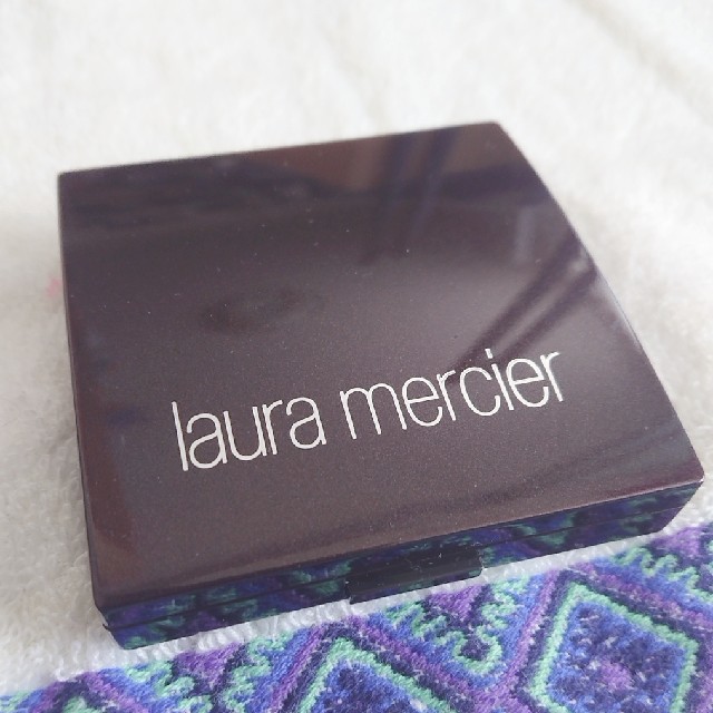 laura mercier(ローラメルシエ)のローラメルシエ シマーブロック コスメ/美容のベースメイク/化粧品(フェイスパウダー)の商品写真