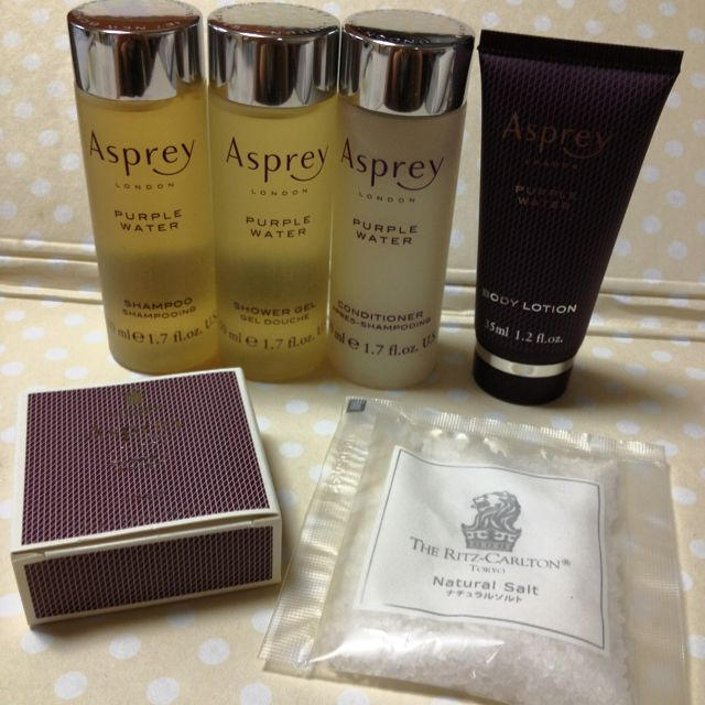 リッツカールトン Asprey セット コスメ/美容のボディケア(バスグッズ)の商品写真