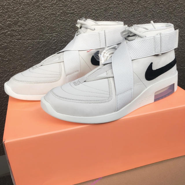 FEAR OF GOD(フィアオブゴッド)の NIKE FEAROFGOD 新品 RAID レイド スニーカー 28.5 メンズの靴/シューズ(スニーカー)の商品写真