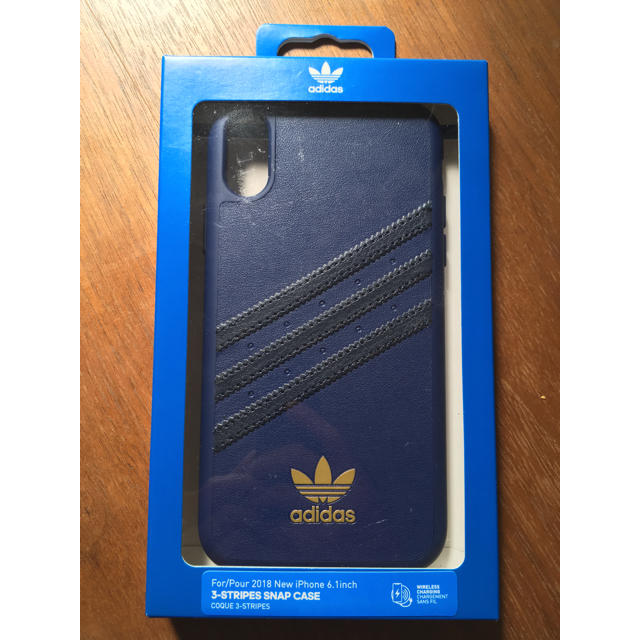 adidas - 新品正規品adidasオフィシャルiPhoneXRケース ネイビー アディダスの通販 by shop｜アディダスならラクマ