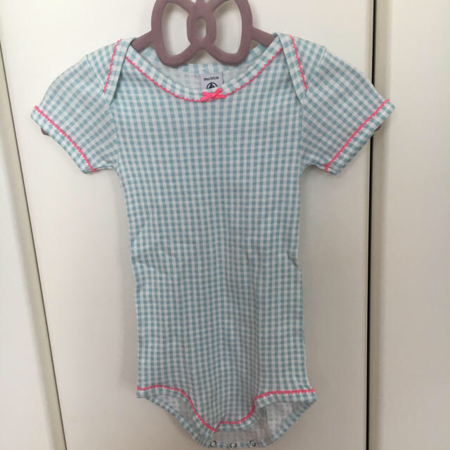 PETIT BATEAU(プチバトー)のプチバトーロンパース18m  81cm3点セット キッズ/ベビー/マタニティのベビー服(~85cm)(ロンパース)の商品写真