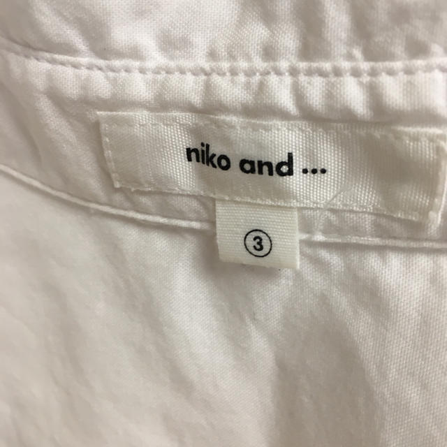 niko and...(ニコアンド)のくみ 様専用 niko and  白シャツ レディースのトップス(シャツ/ブラウス(長袖/七分))の商品写真