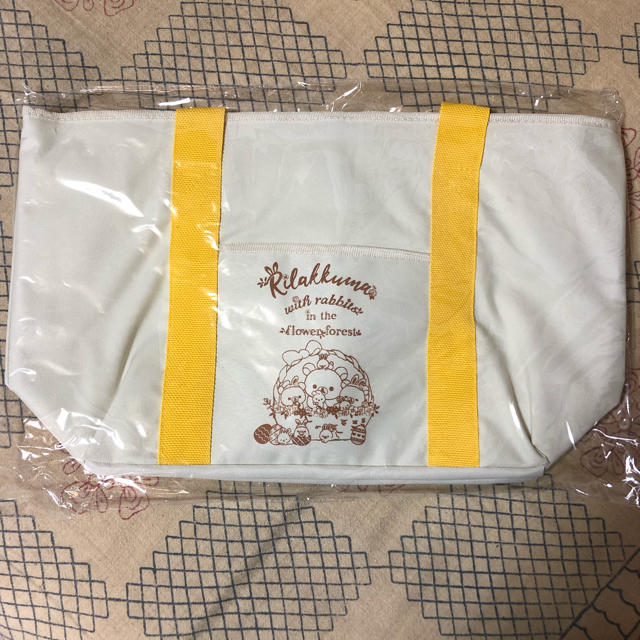 ローソン リラックマ 保冷バッグ 新品未開封 レディースのバッグ(トートバッグ)の商品写真