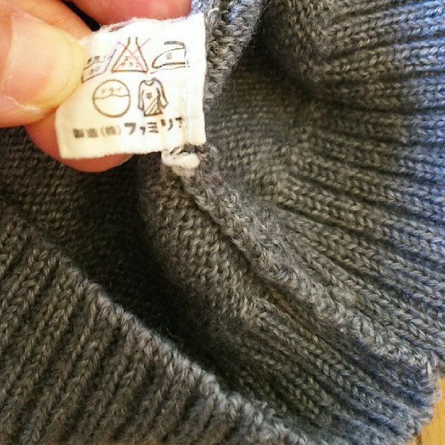 familiar(ファミリア)のfamiliar ニット セーター 90㎝ 刺繍 リス キッズ/ベビー/マタニティのキッズ服女の子用(90cm~)(ニット)の商品写真