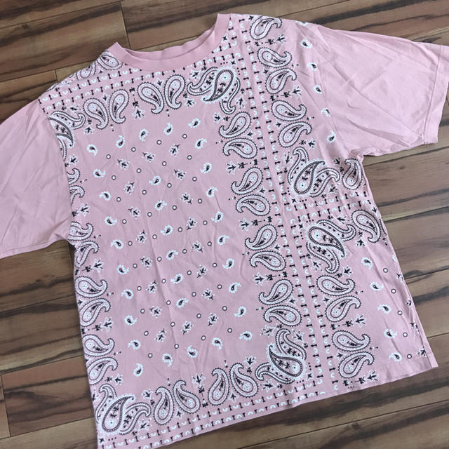 moussy(マウジー)のMOUSSY ペイズリー柄 バンダナ柄 ビッグTシャツ ピンク F レディースのトップス(Tシャツ(半袖/袖なし))の商品写真