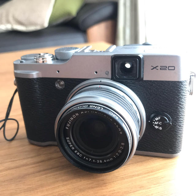 FUJIFILM X20 シルバー