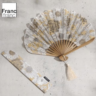 フランフラン(Francfranc)の❤新品ケース付き フランフラン リバティ 扇子【ブラウン】❤(和装小物)
