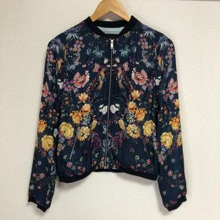 ザラ(ZARA)のzara 花柄 ブルゾン(ブルゾン)