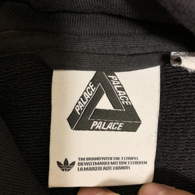 Supreme(シュプリーム)のpalace adidas コラボパーカー メンズのトップス(パーカー)の商品写真