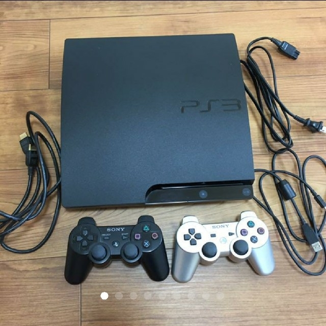 PlayStation3(プレイステーション3)のPS3 本体 ジャンク品 コントローラー 2個 ソフトセット エンタメ/ホビーのゲームソフト/ゲーム機本体(家庭用ゲーム機本体)の商品写真