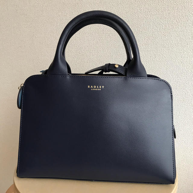 ショルダーバッグ【美品】RADLEYLONDON ショルダーバッグ