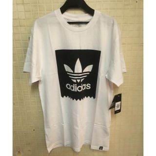 アディダス(adidas)のアディダス tシャツ オーバーサイズ(Tシャツ/カットソー(半袖/袖なし))