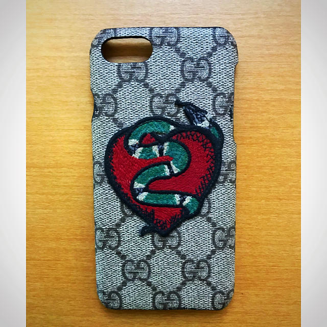 Gucci - GUCCI正規品 iPhone7ケース 蛇 ハートLimited Editionの通販