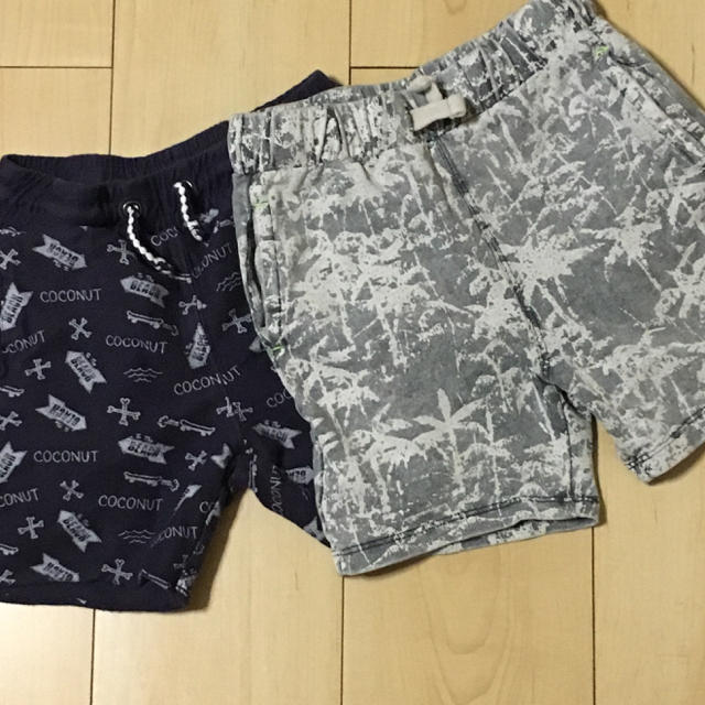 ZARA KIDS(ザラキッズ)のZARA BOYS  ハーフパンツ110サイズ 2枚セット キッズ/ベビー/マタニティのキッズ服男の子用(90cm~)(パンツ/スパッツ)の商品写真