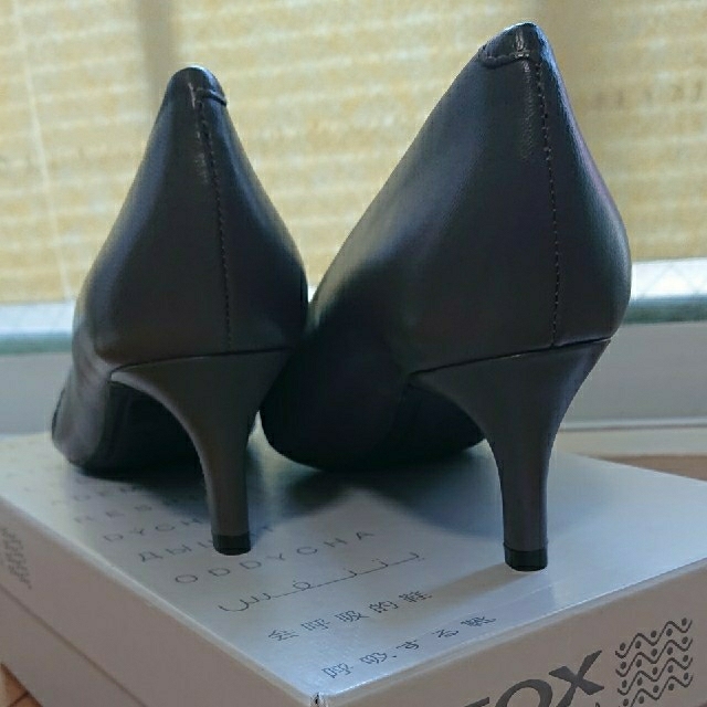 未使用 geox パンプス 24センチ レディースの靴/シューズ(ハイヒール/パンプス)の商品写真