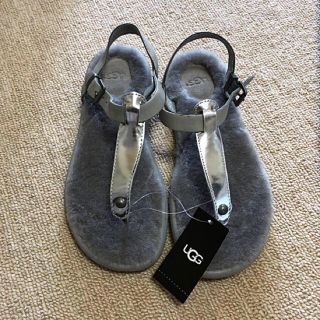 アグ(UGG)の【値下げ中】レアUGGサンダル(サンダル)