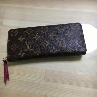 ルイヴィトン(LOUIS VUITTON)のルイ ヴィトン 財布クレマンス ポルトフォイユ フューシャ(財布)