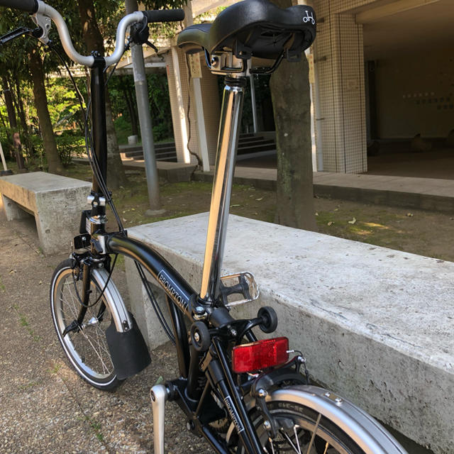 BROMPTON(ブロンプトン)の2018ブロンプトンH3L美品 ブラック Brompton 新品定価21万円以上 スポーツ/アウトドアの自転車(自転車本体)の商品写真