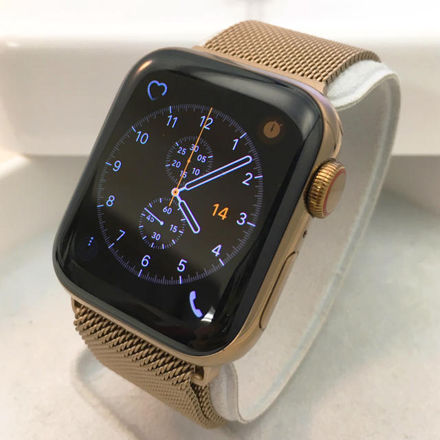 Apple Watch - 最新モデル Apple Watch series4 ゴールドステンレスの通販 by 雪ダルマ's shop