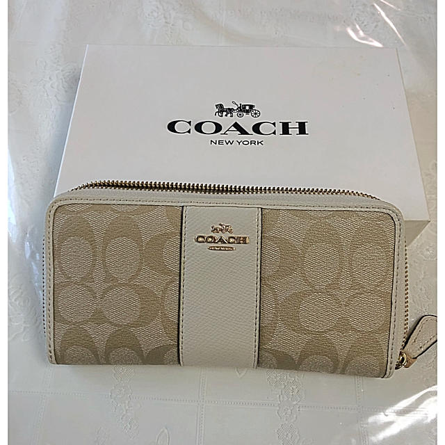 COACH(コーチ)のcoach コーチ 長財布 レディースのファッション小物(財布)の商品写真