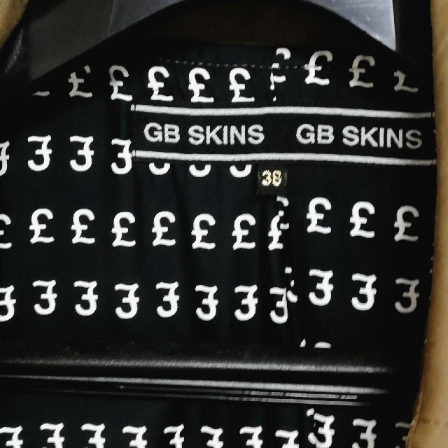 GB skinsのトレンチコート