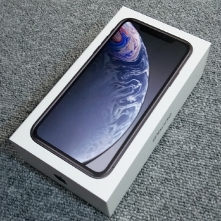 アイフォーン(iPhone)のau iPhone XR 64GB（SIMロック解除済）(スマートフォン本体)