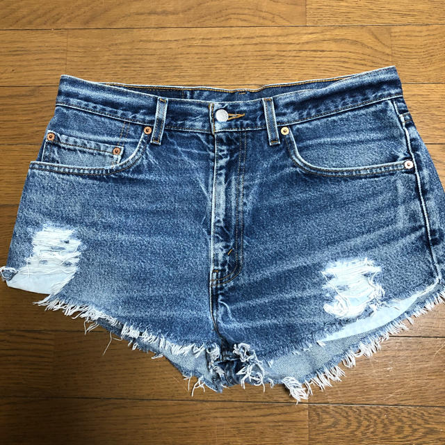 Levi's(リーバイス)のLevi‘s ホットパンツ　ツルツルマニア様専用 レディースのパンツ(デニム/ジーンズ)の商品写真