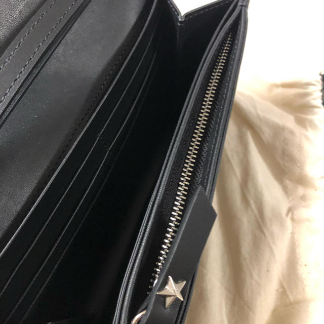 L'Appartement DEUXIEME CLASSE(アパルトモンドゥーズィエムクラス)のRIKA BY ULRIKA LUNDGREN 新品 レザー スタースタッズ財布 レディースのファッション小物(財布)の商品写真