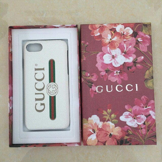 Gucci - GUCCI　 グッチ　iPhoneケース 人气商品　激売れの通販 by 多羅尾's shop｜グッチならラクマ