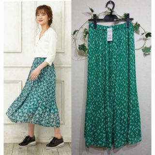 イング(INGNI)のINGNI
2019ss 単色花柄シフォンプリーツ/SK
￥5,292(ロングスカート)