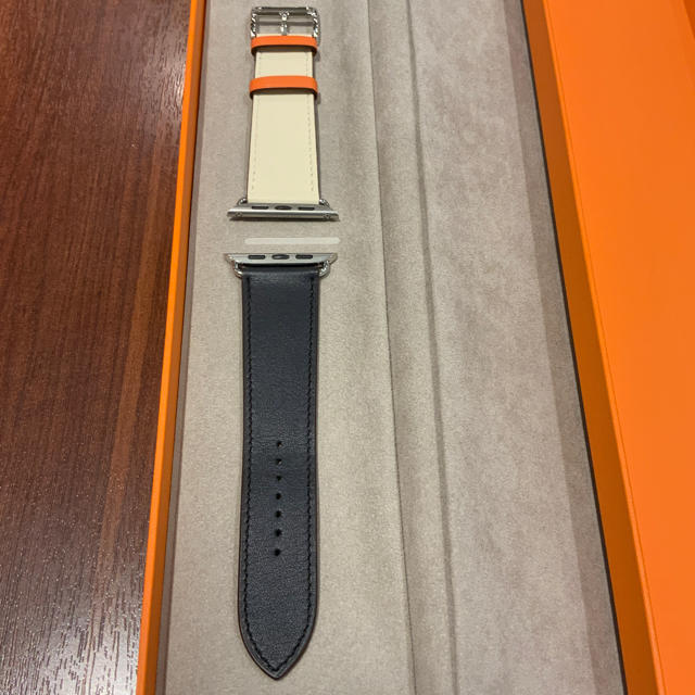 新品 試着のみ Apple Watch HERMES series4 44mm