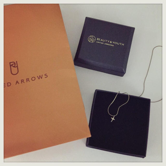 UNITED ARROWS(ユナイテッドアローズ)のUA◎可愛いクロスネックレス レディースのアクセサリー(ネックレス)の商品写真