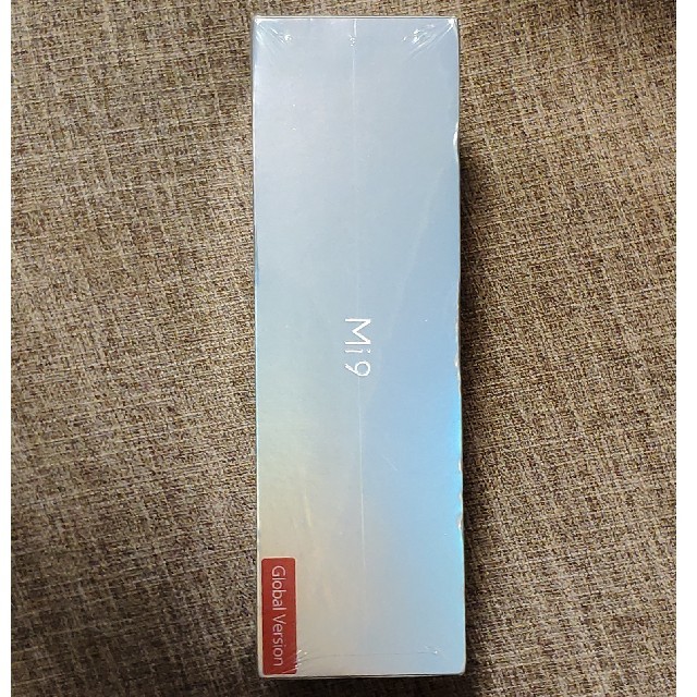 Xiaomi mi 9 6GB/64GB Ocean Blue 新品未開封品 スマホ/家電/カメラのスマートフォン/携帯電話(スマートフォン本体)の商品写真