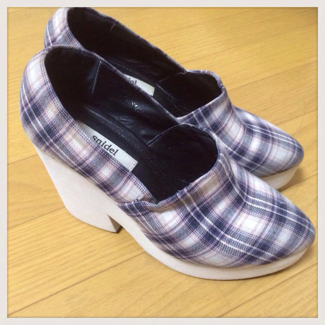SNIDEL(スナイデル)のsnidel♡バイカラーソールパンプス レディースの靴/シューズ(ハイヒール/パンプス)の商品写真
