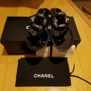 シャネル(CHANEL)のあゆみ様専用‼️CHANELビーチサンダル　ブラック37(ビーチサンダル)