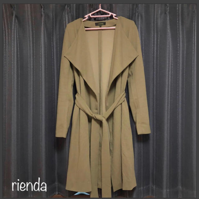 rienda(リエンダ)のrienda 新品 ラッフルカラートレンチコート レディースのジャケット/アウター(トレンチコート)の商品写真