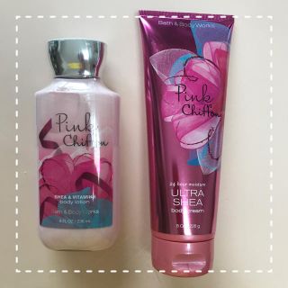 バスアンドボディーワークス(Bath & Body Works)のpink chiffon 2点セット(ボディクリーム)